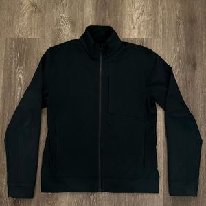 Blue Men’s Lululemon Sojourn Jacket; Size Medium